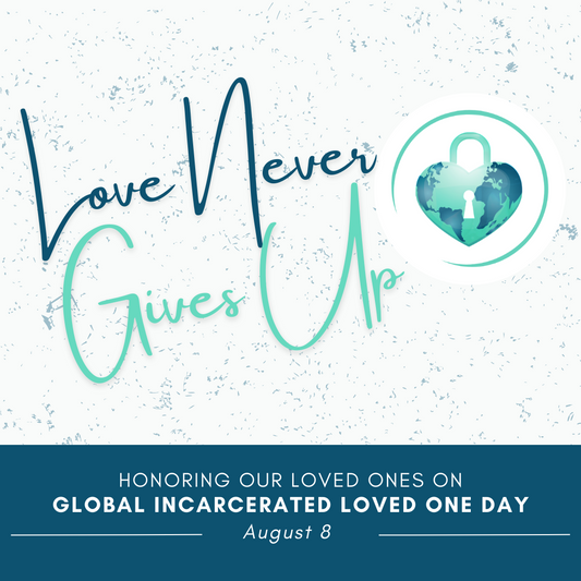 Love Never Gives Up (Deep Blue) | FREE Digital Download | GILO Day Social Media Post